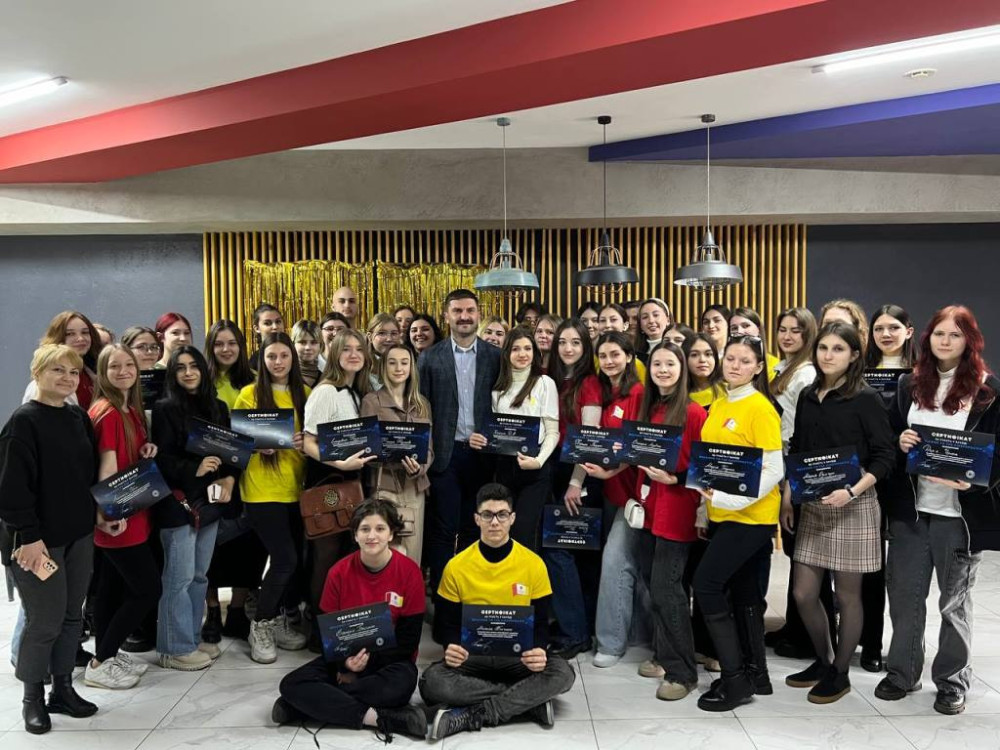 10443 image for slide