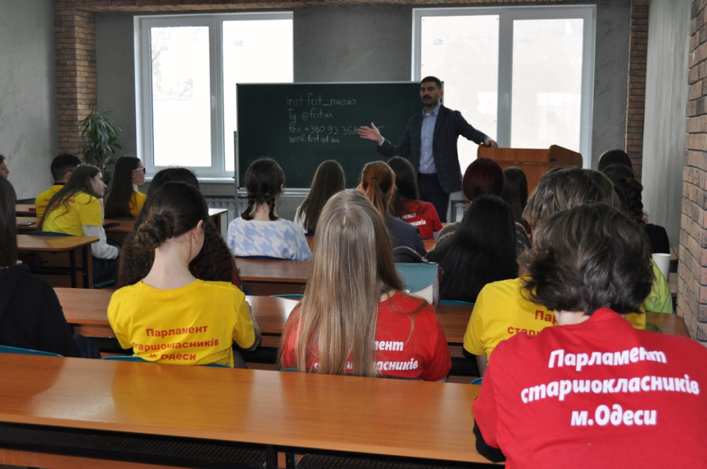 10447 image for slide