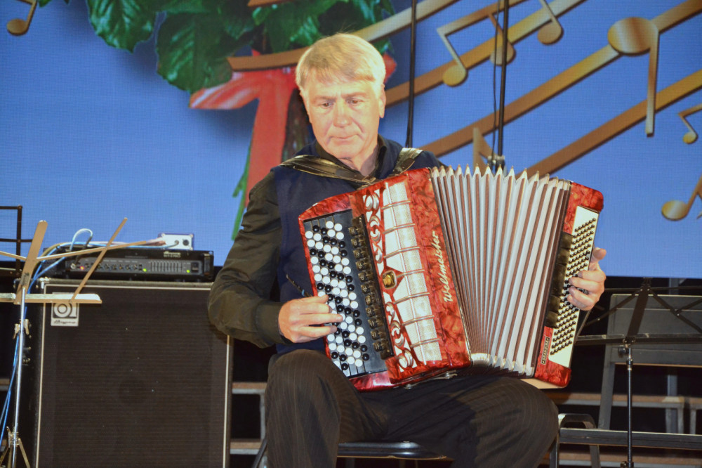 11792 image for slide