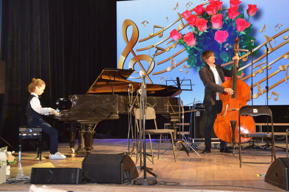 11795 image for slide