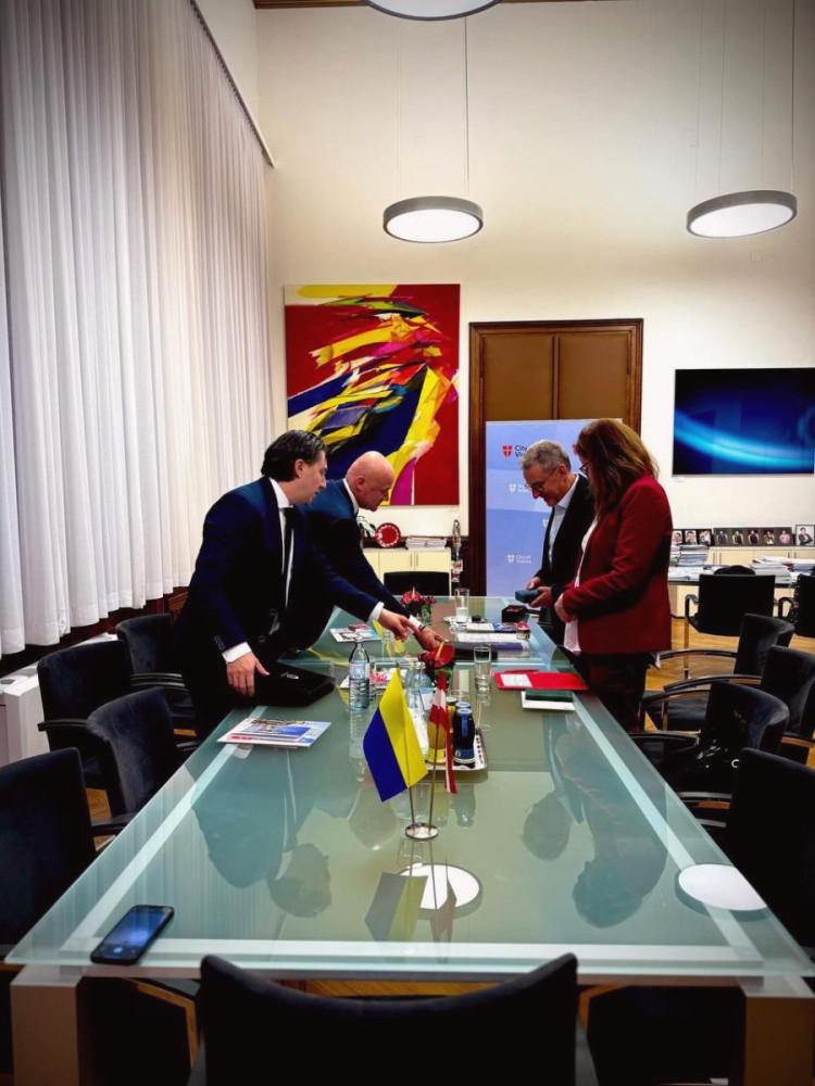 11987 image for slide