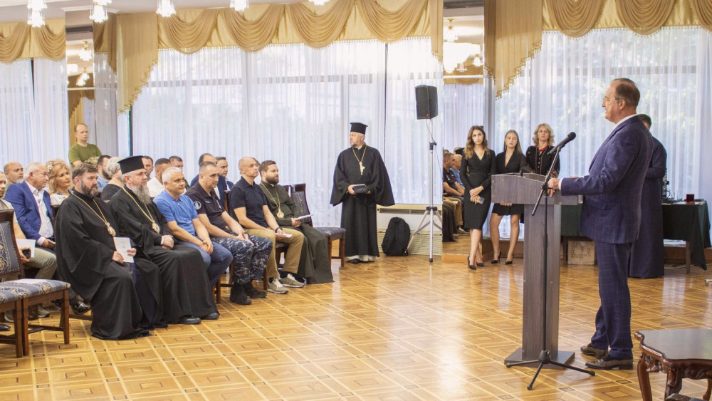 12123 image for slide