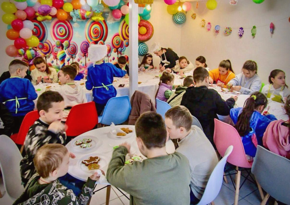 12318 image for slide