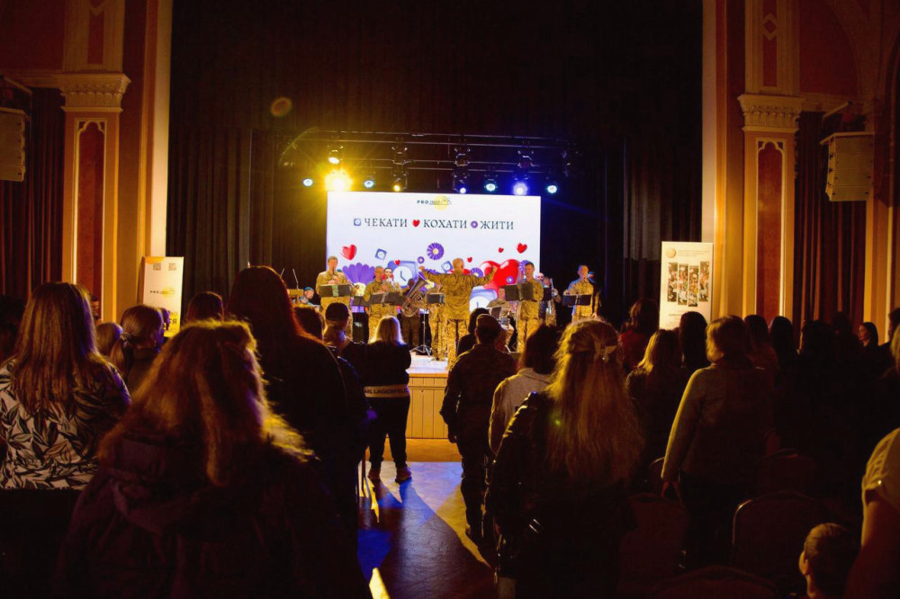 12518 image for slide