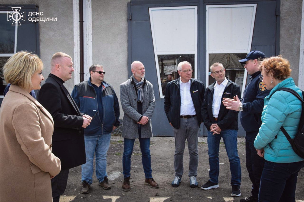 12768 image for slide