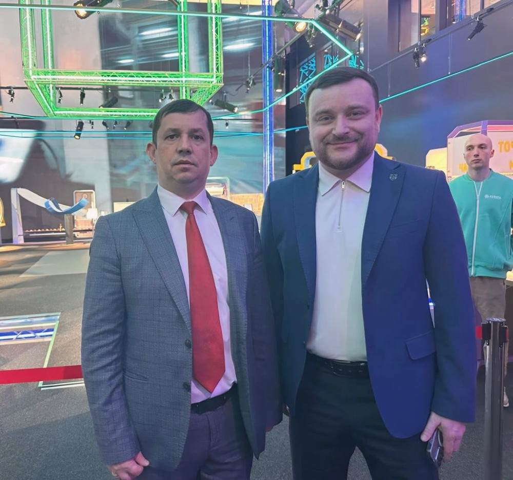 12827 image for slide