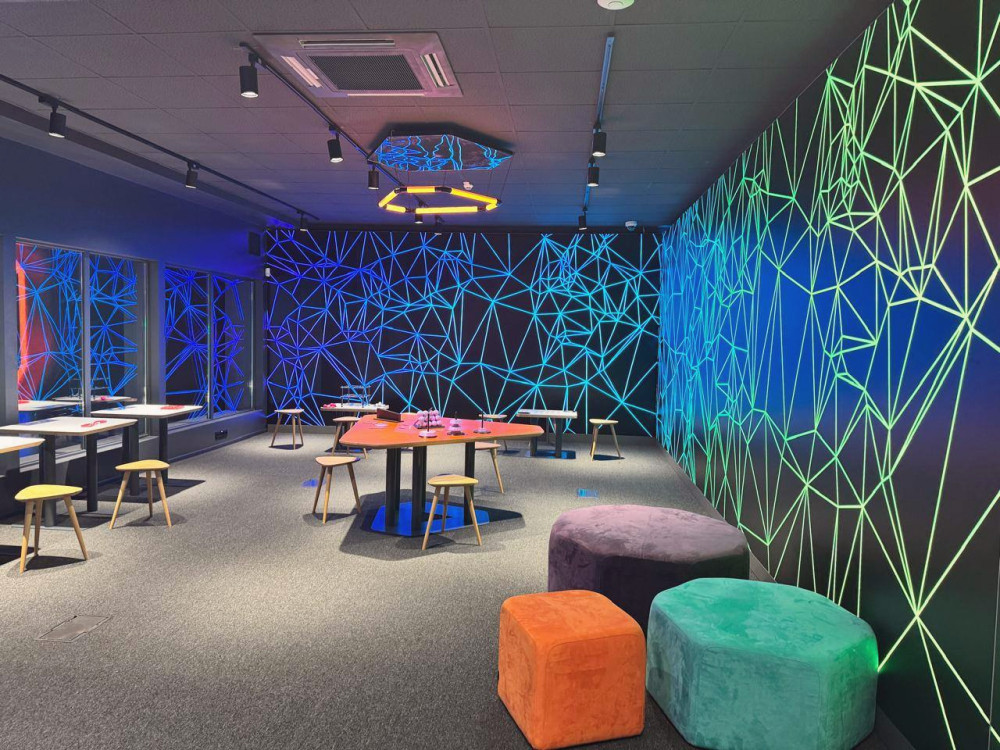 12828 image for slide