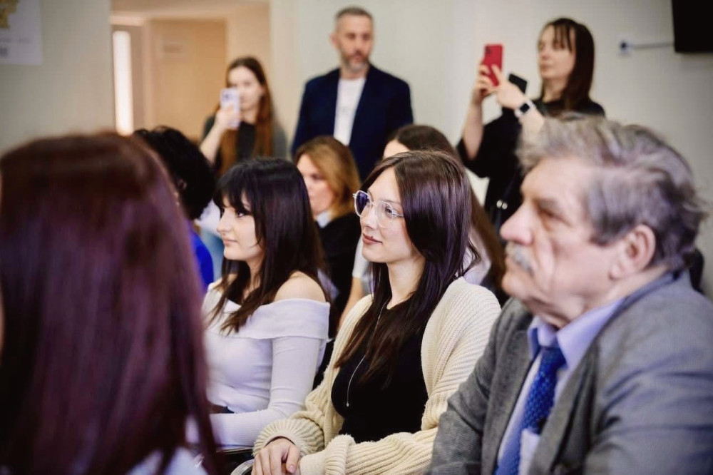 12947 image for slide