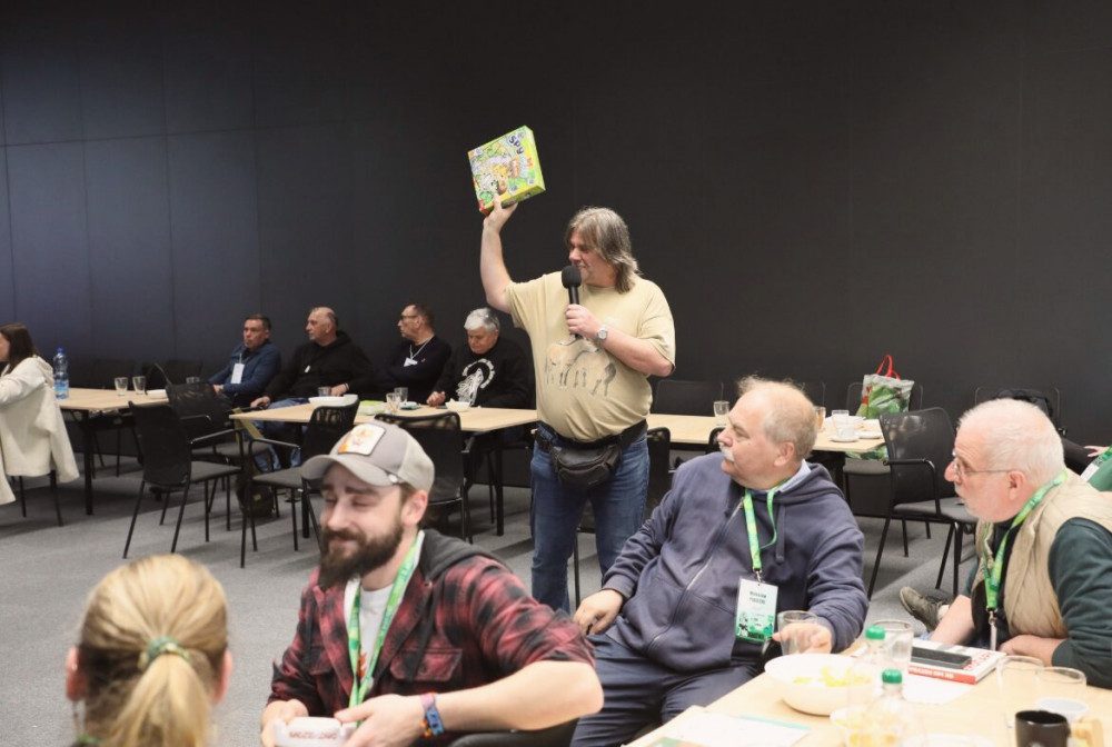 12978 image for slide