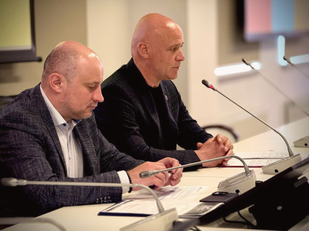 13599 image for slide