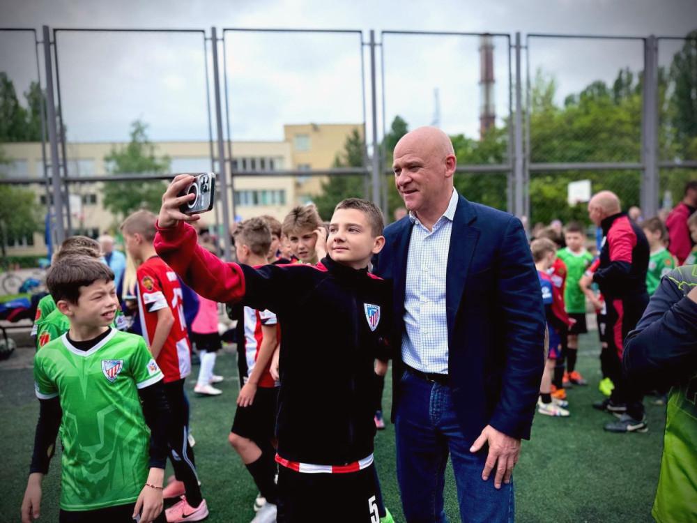 13627 image for slide