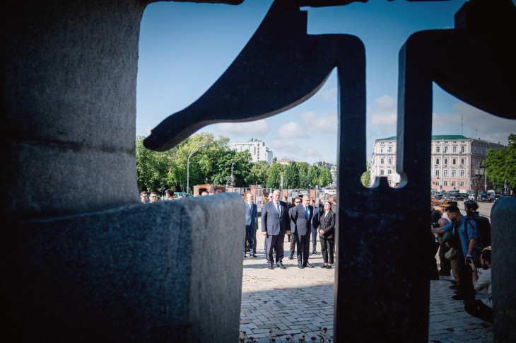 13646 image for slide