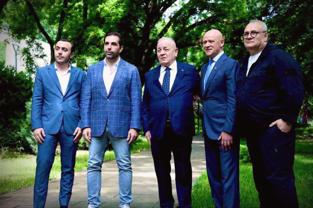 13662 image for slide