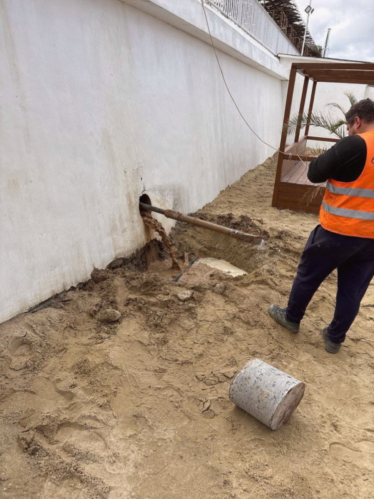 13833 image for slide