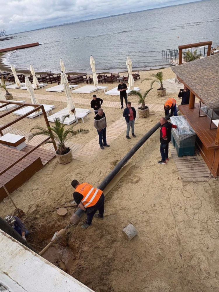 13835 image for slide