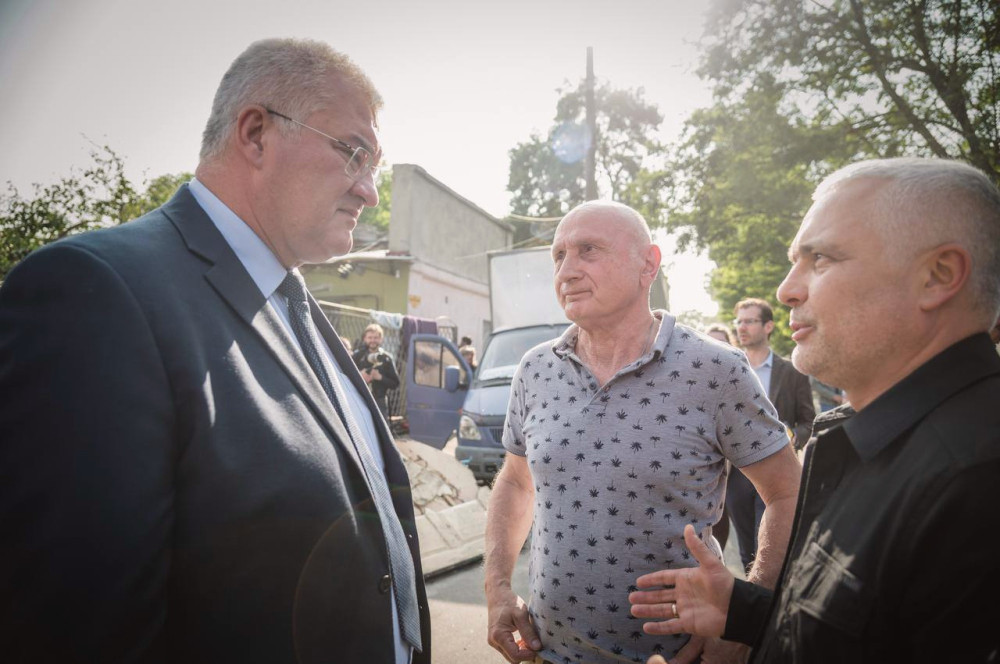 13982 image for slide