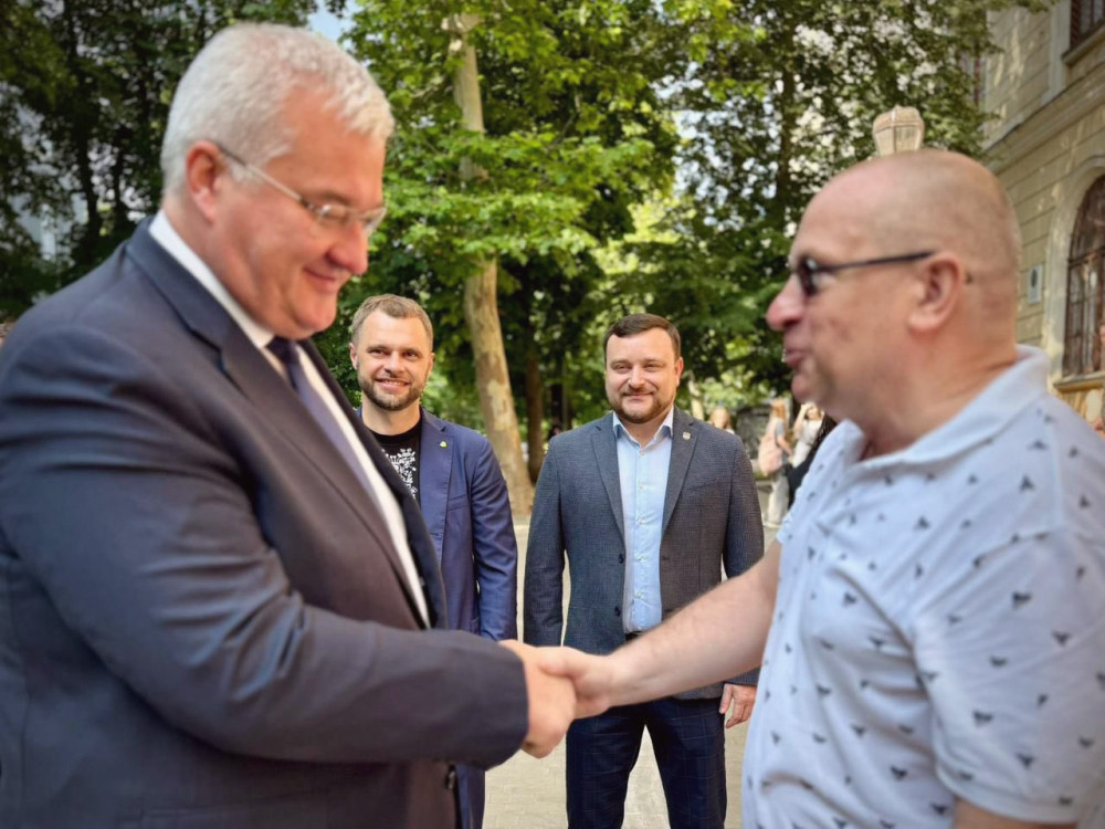 13997 image for slide