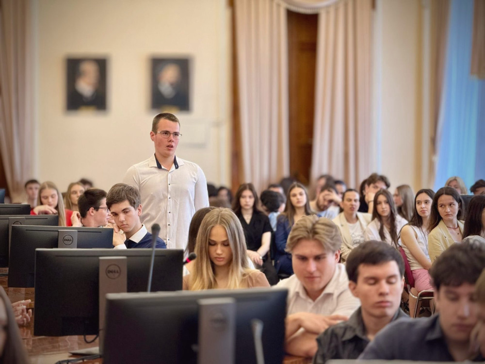 13998 image for slide