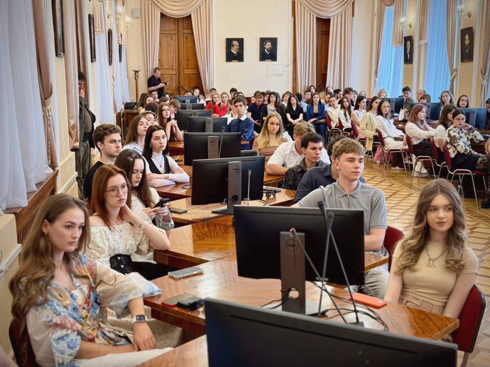 14002 image for slide