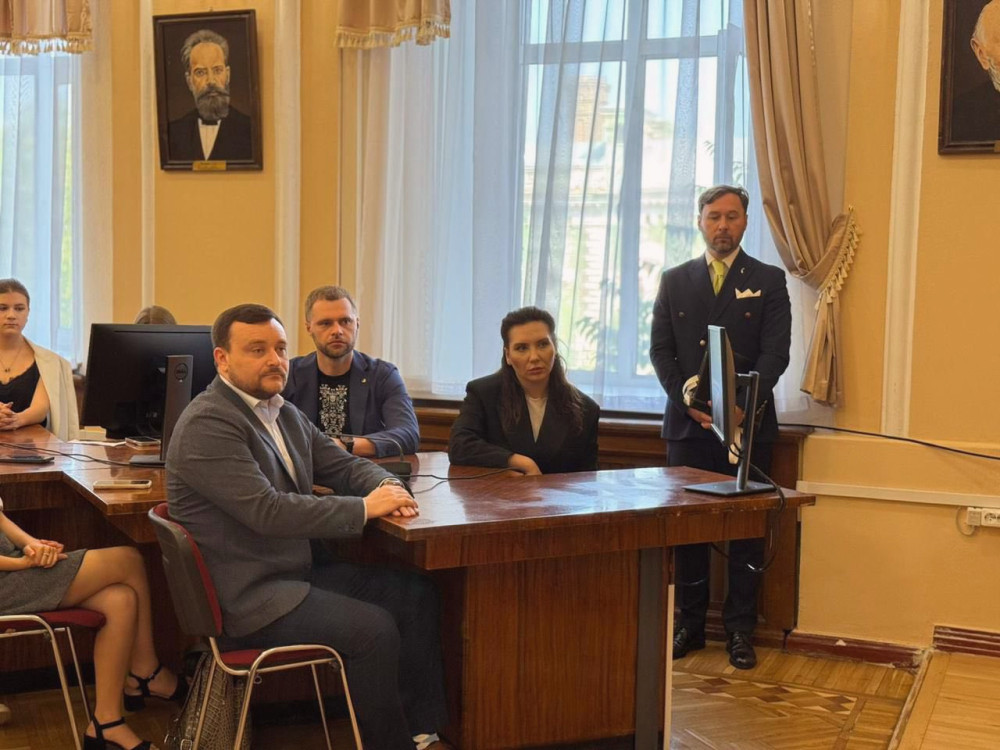 14005 image for slide