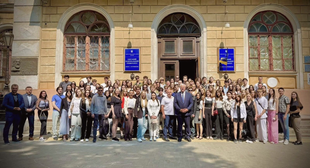 14006 image for slide