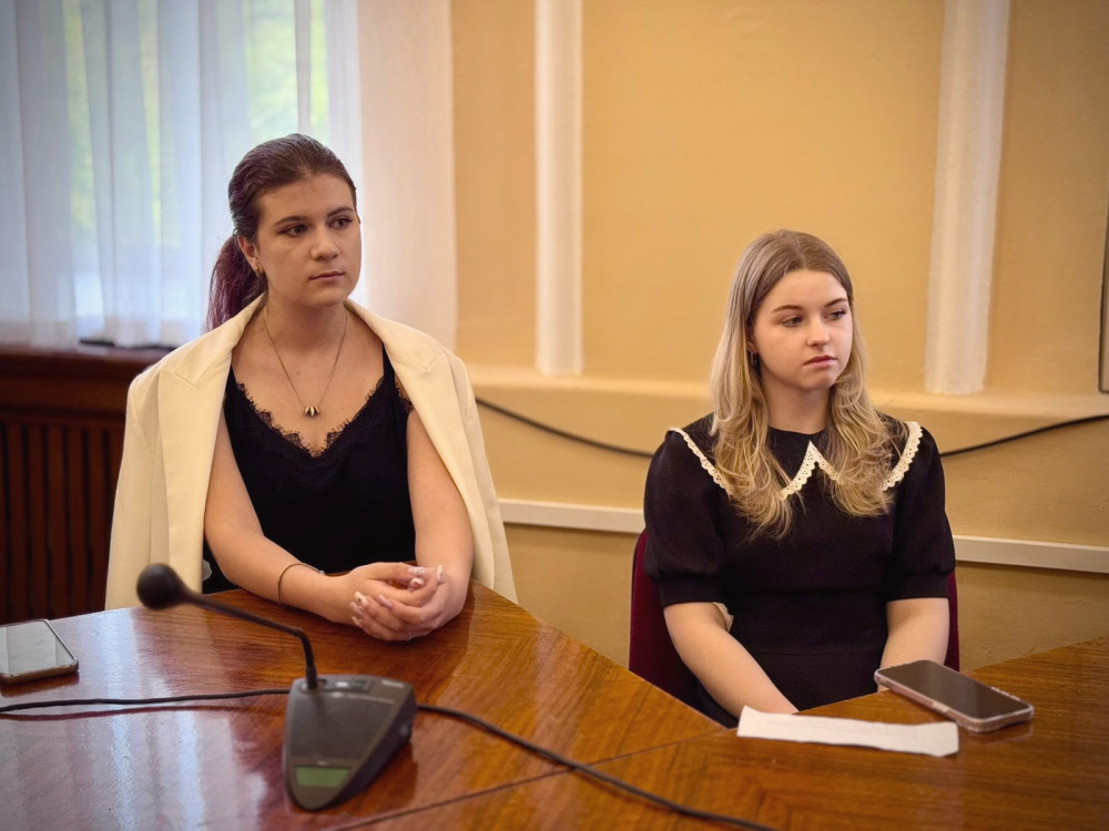 14009 image for slide