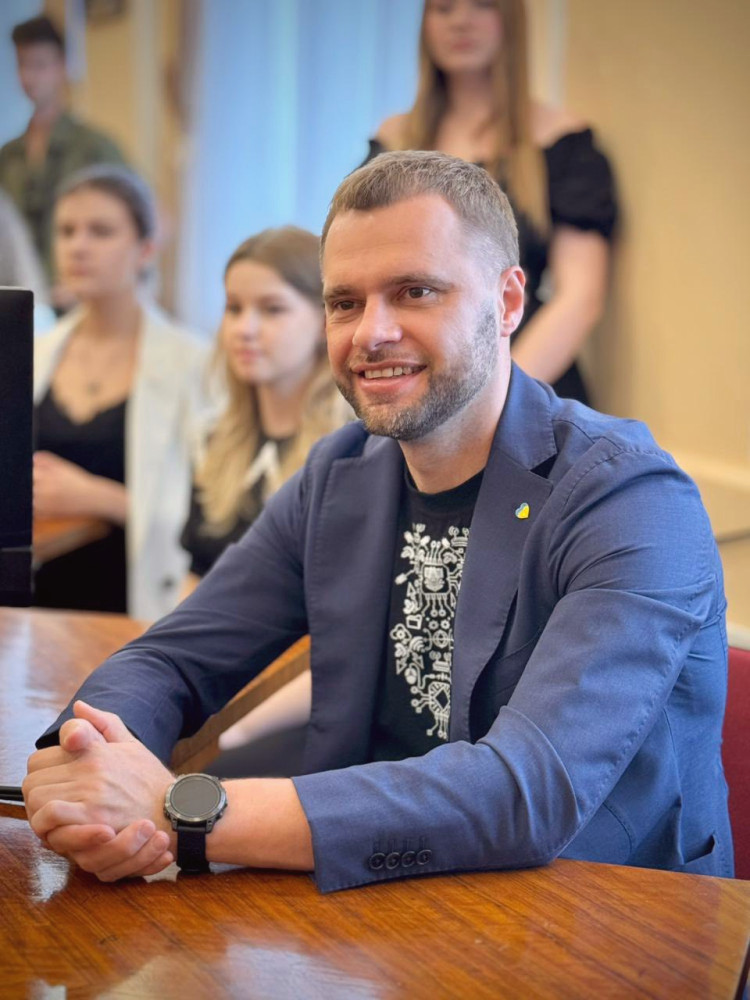 14012 image for slide