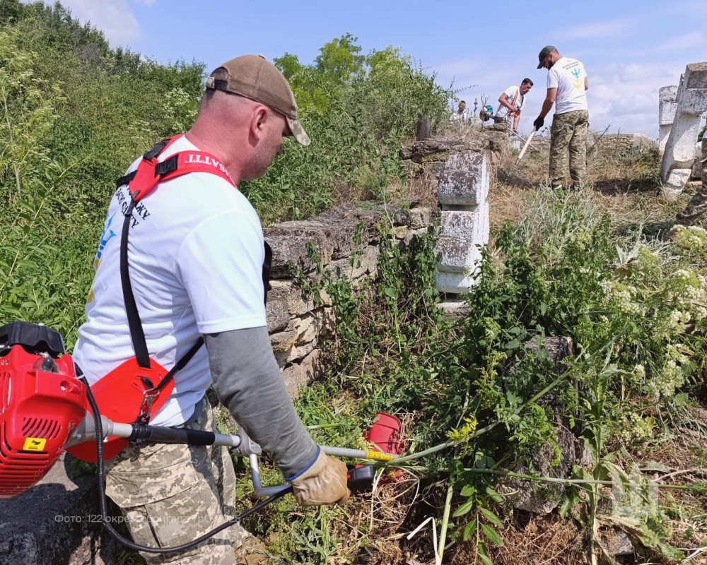 14137 image for slide