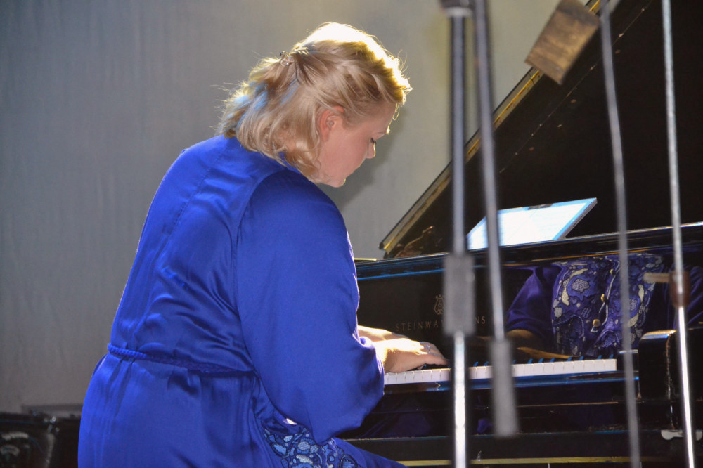 15373 image for slide