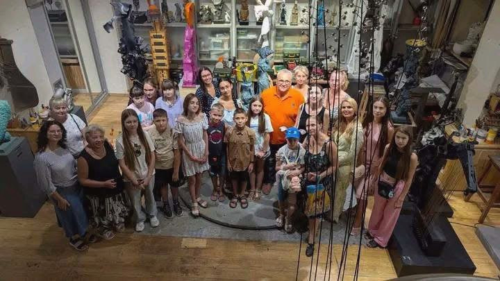 15709 image for slide