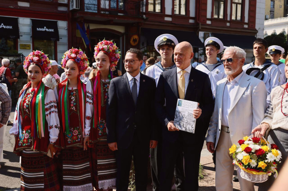 15727 image for slide