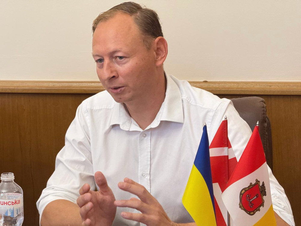 15887 image for slide