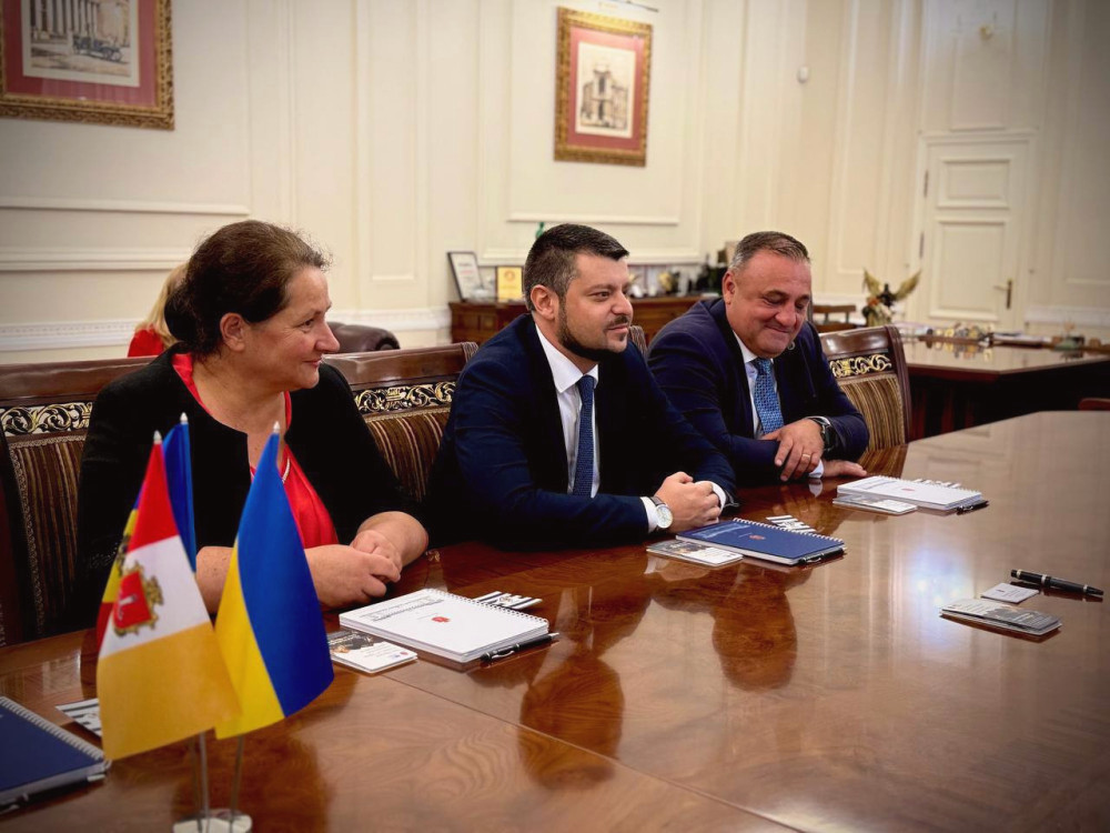 16057 image for slide