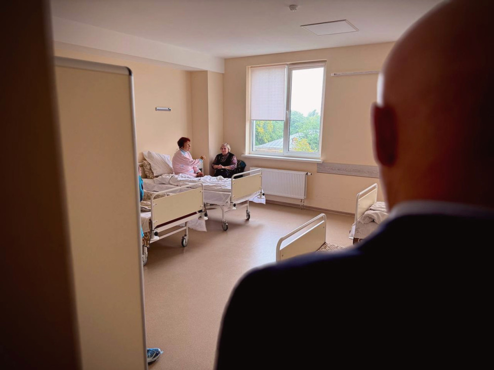 16302 image for slide