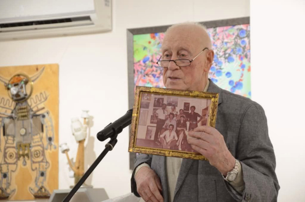 9778 image for slide