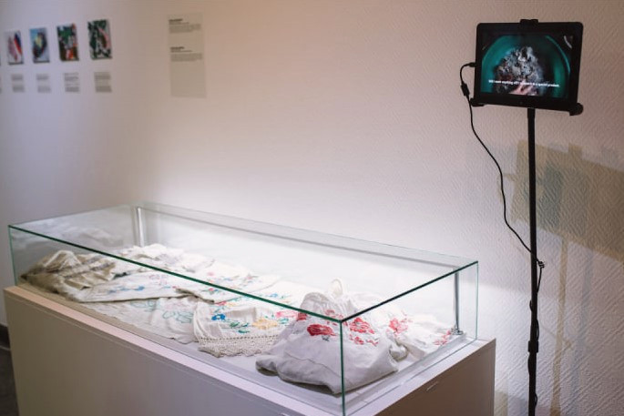 9877 image for slide