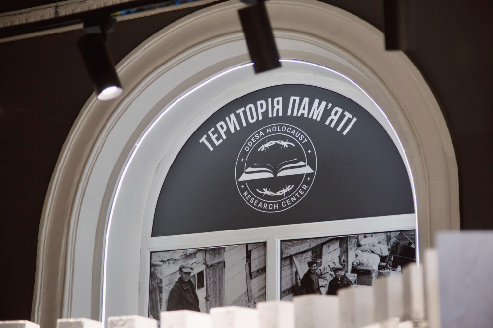 9893 image for slide