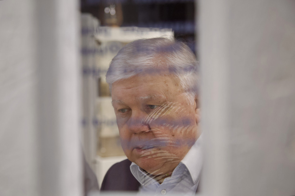 9907 image for slide