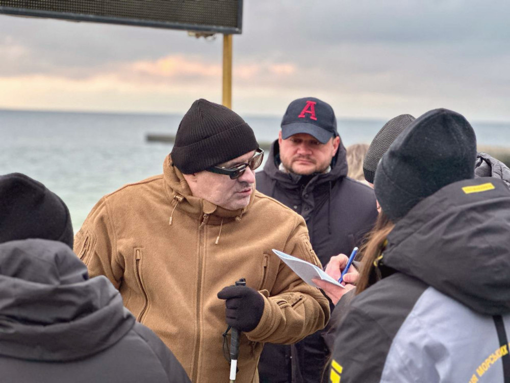 9931 image for slide